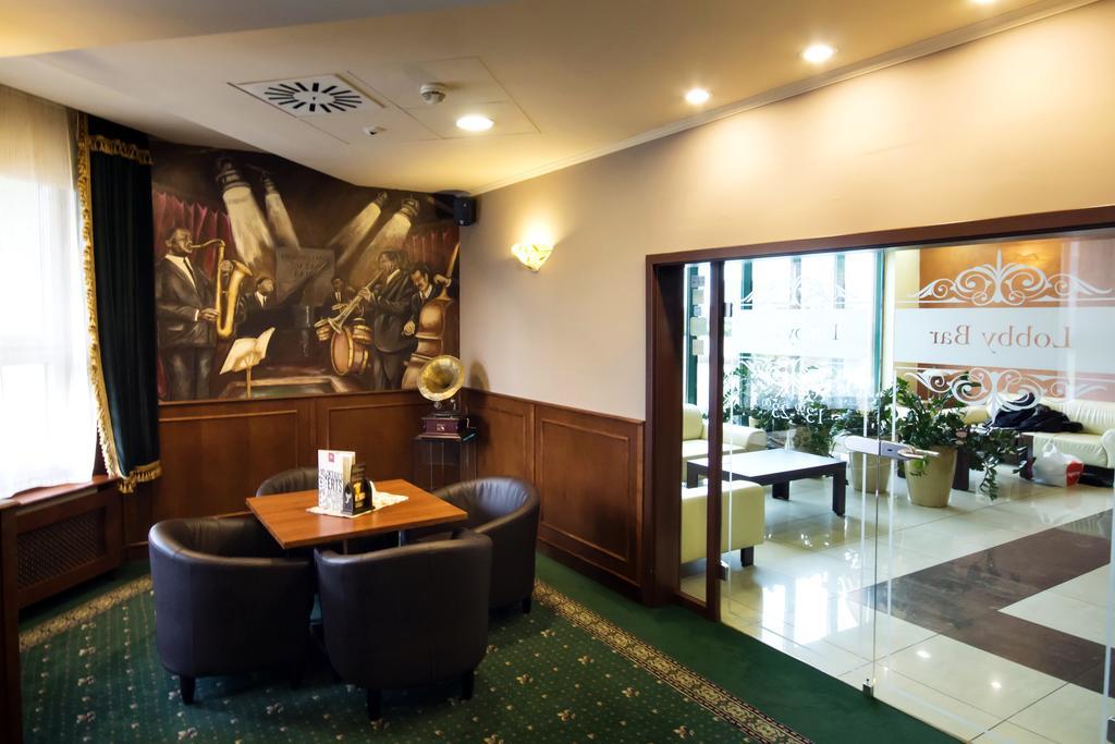 Hotel Novum & Spa نيبووميتسا المظهر الخارجي الصورة