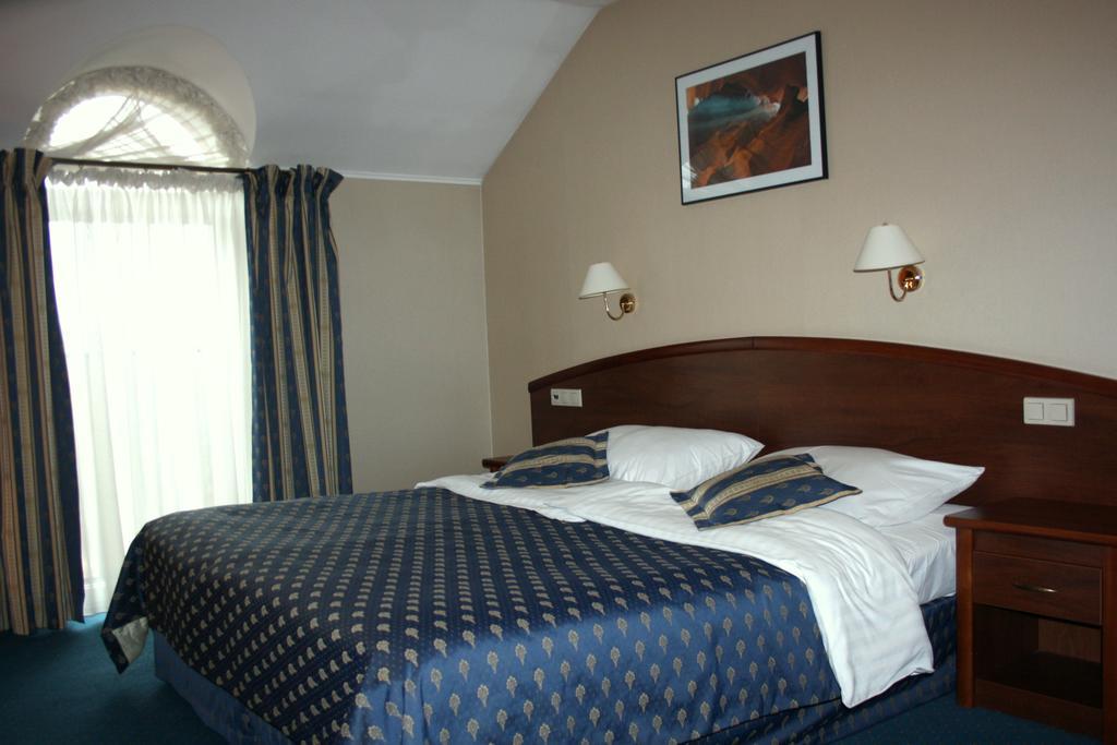 Hotel Novum & Spa نيبووميتسا المظهر الخارجي الصورة