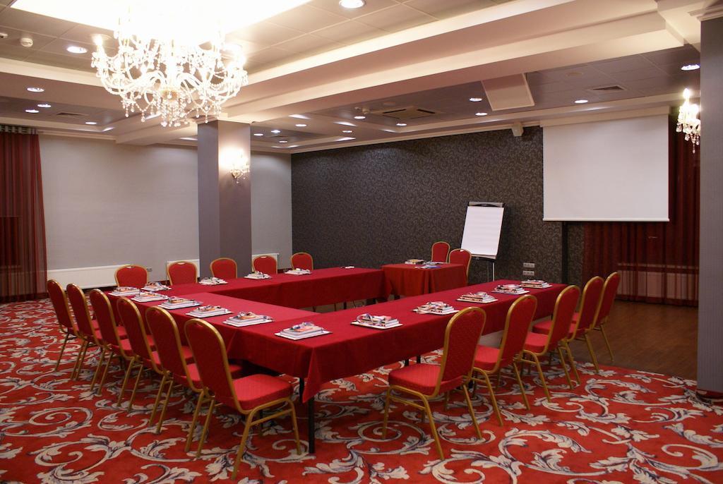 Hotel Novum & Spa نيبووميتسا المظهر الخارجي الصورة
